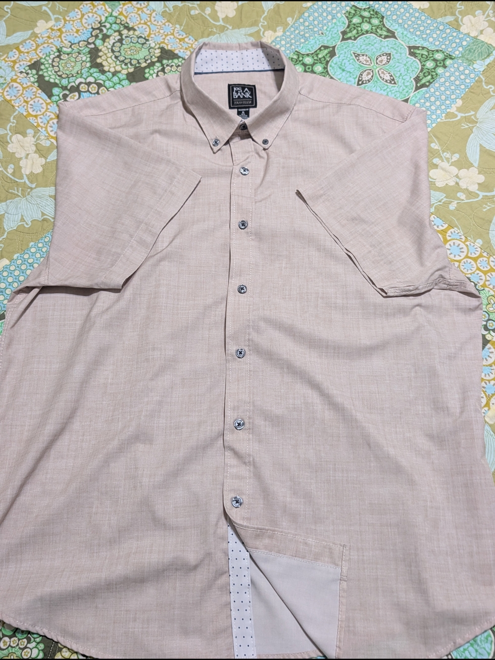 Jos. A. Bank Men's Tan Short Sleeve Button-Down Shirt with Polka Dot Trim - Picture 3 of 3